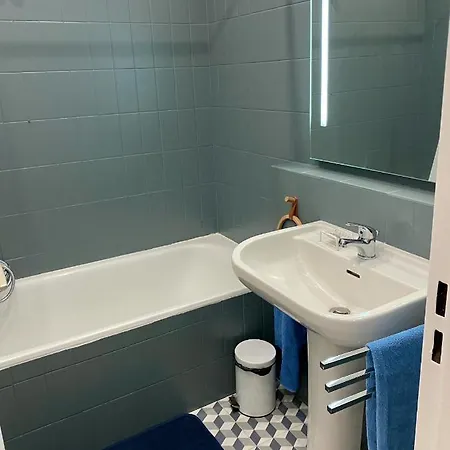 Jardins De Saint-louis, Grand 2 Pieces 750m Palais Des Festivals Parking Possible Appartement